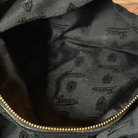 Gucci Black Patent Leather Hobo Bag Gold Hardware Tassel - Picture 11 of 13